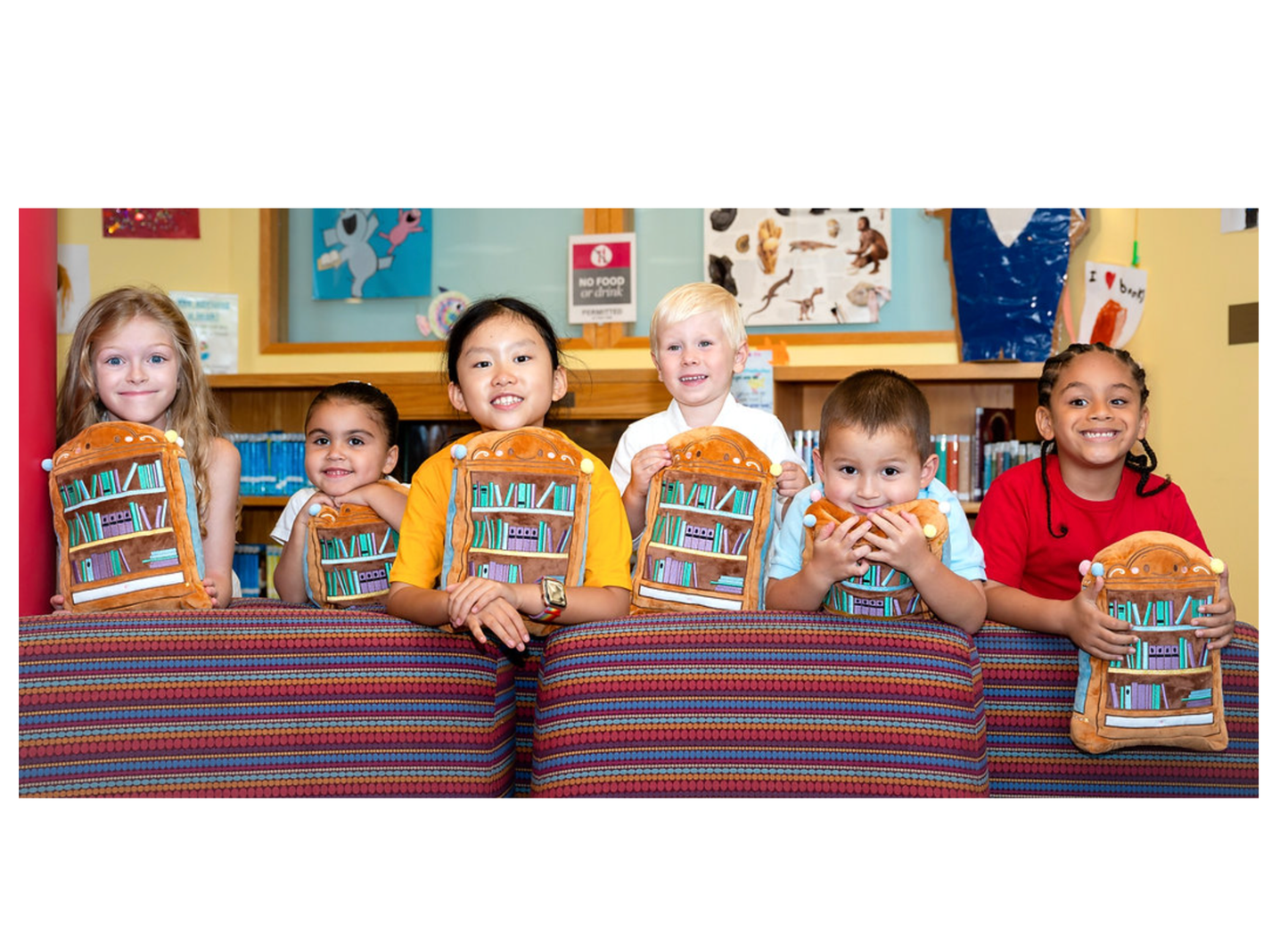 Bibli the Bookshelf Plushie