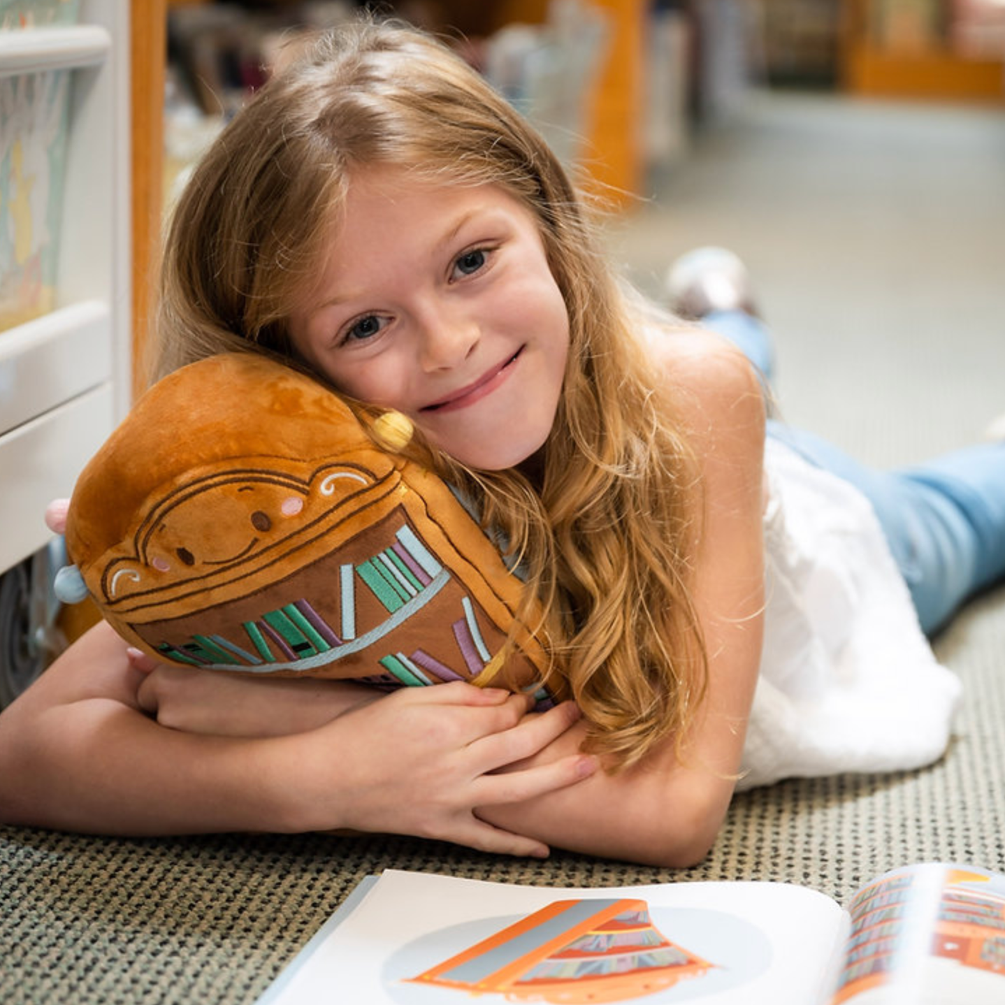 Bibli the Bookshelf Plushie